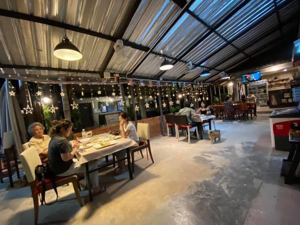 The Curve Residence Khao Tao Exterior photo